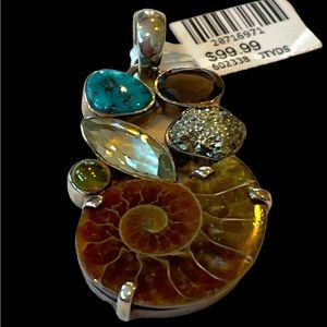 NWT gemstone pendant in .925 silver